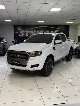 FORD RANGER 2.2 XLS 4X4 CD 16V DIESEL 4P MANUAL FORD RANGER 2.2 XLS 4X4 CD 16V DIESEL 4P MANUAL